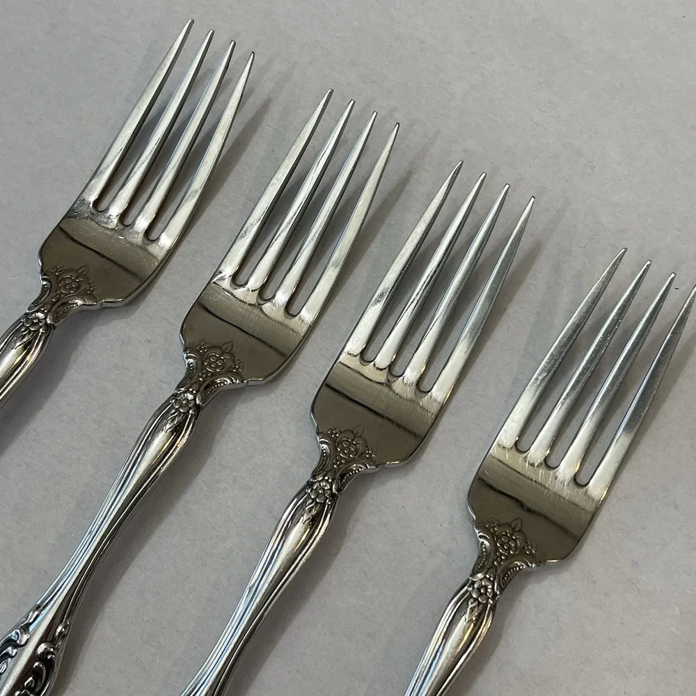 Set 4 Oneida Michelangelo Dinner Forks Cube Mark Stainless Ornate Flatware 7.25